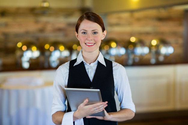 Course English for Tourism – Hospitality – Bars and Restaurants (Online)